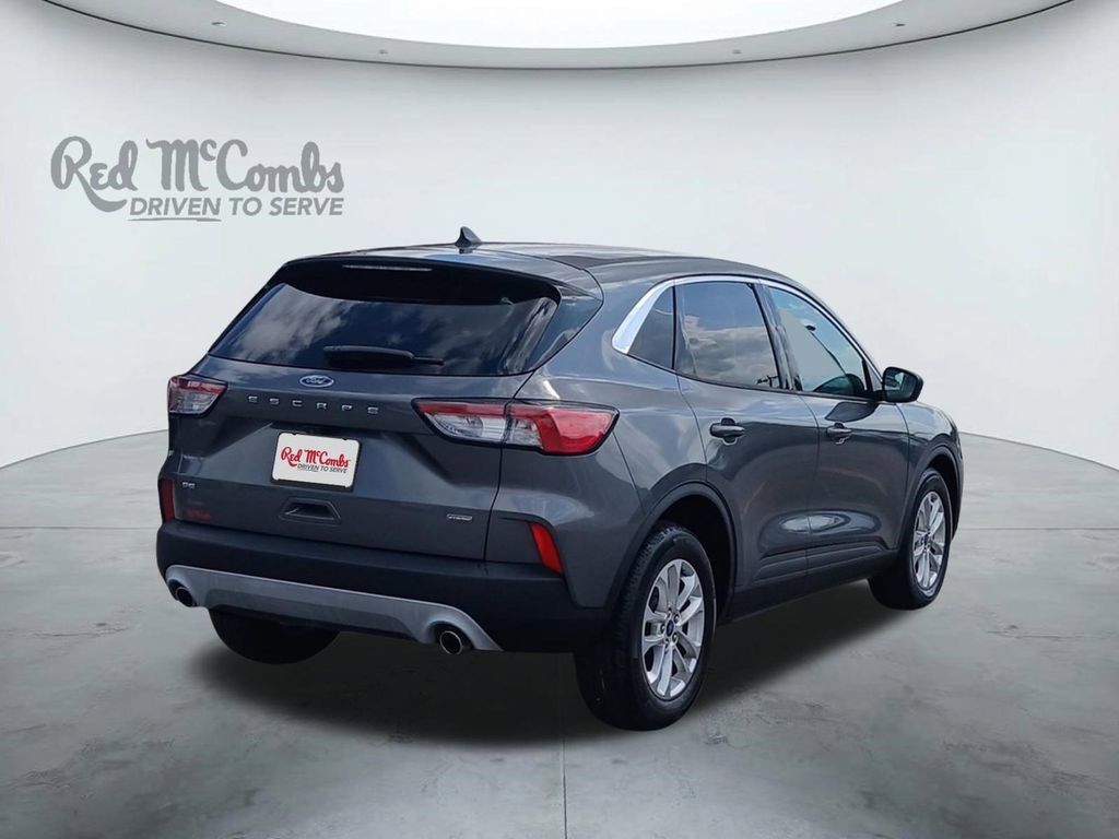 Used 2022 Ford Escape SE image 5