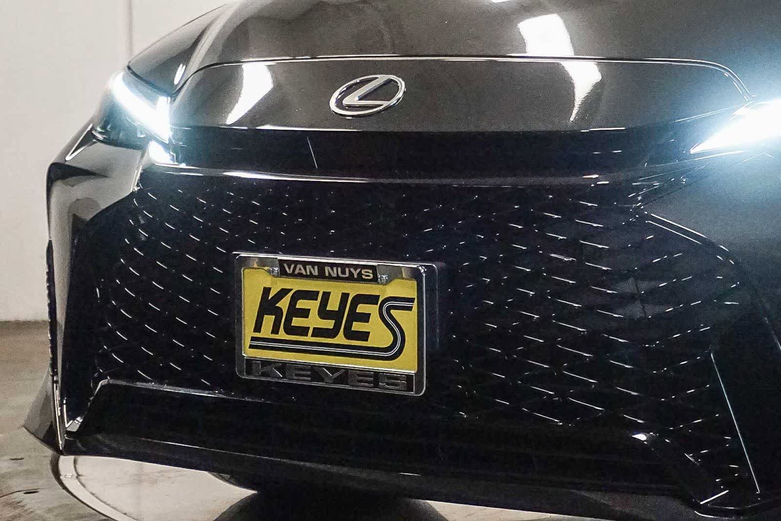 Used 2026 Lexus IS 350 F Sport RWD image 8