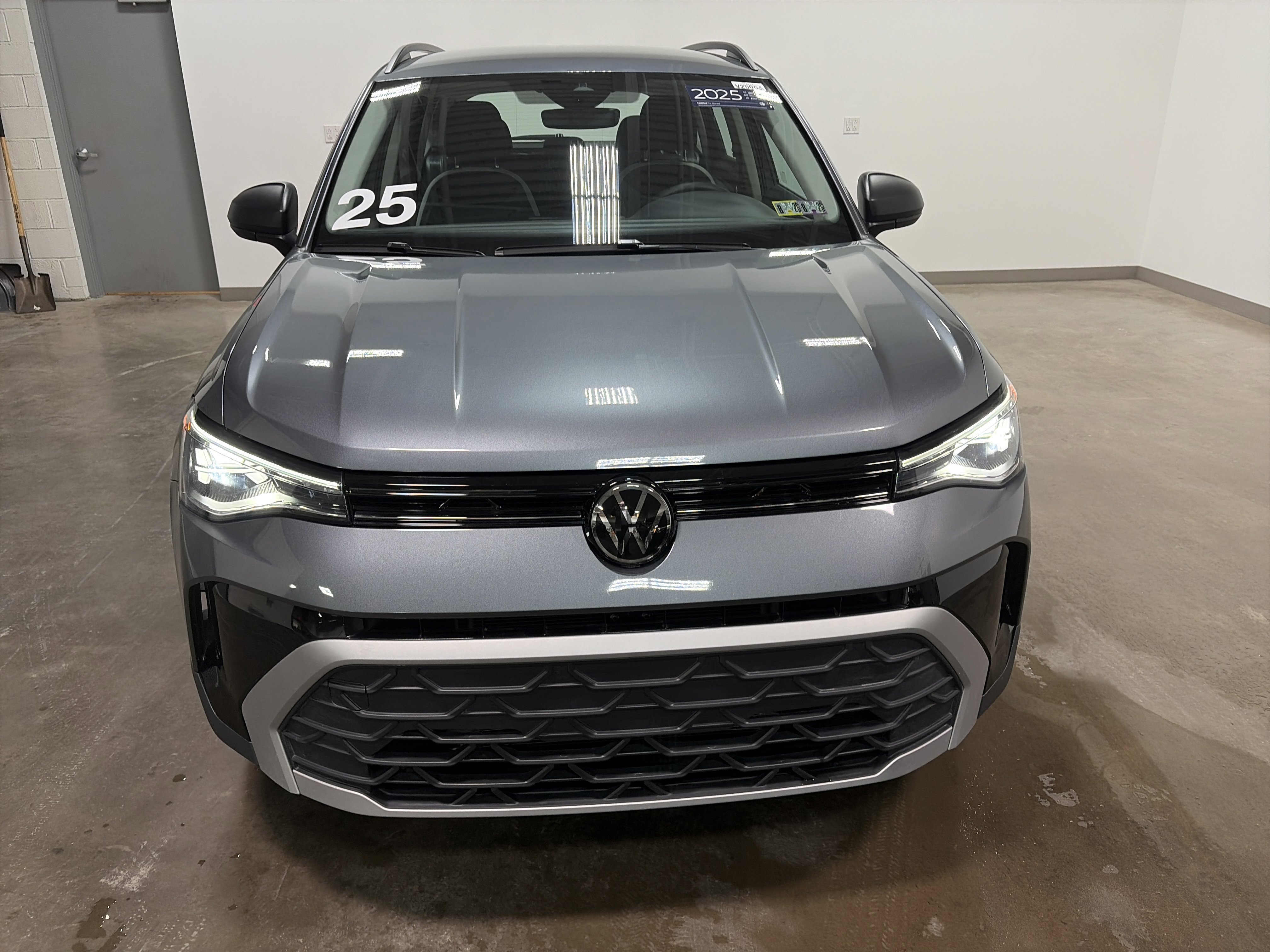 Certified 2025 Volkswagen Taos S image 34