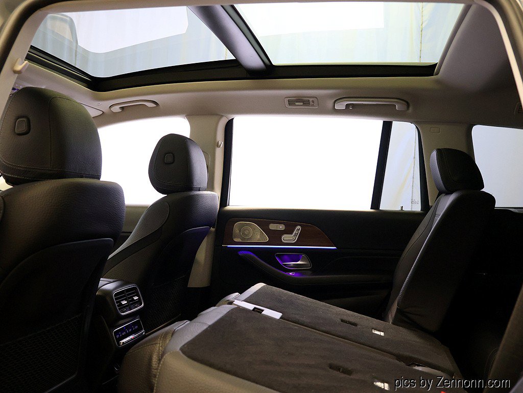 Used 2023 Mercedes-Benz GLS 450 4MATIC image 14