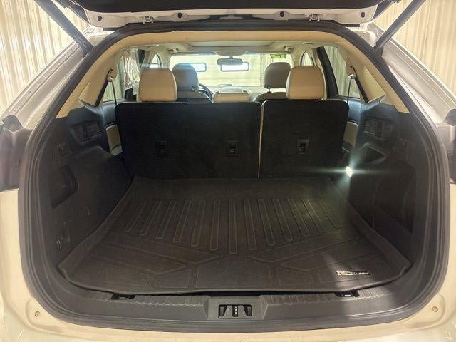 Used 2015 Ford Edge SEL w/ Equipment Group 201A AWD/4WD image 23