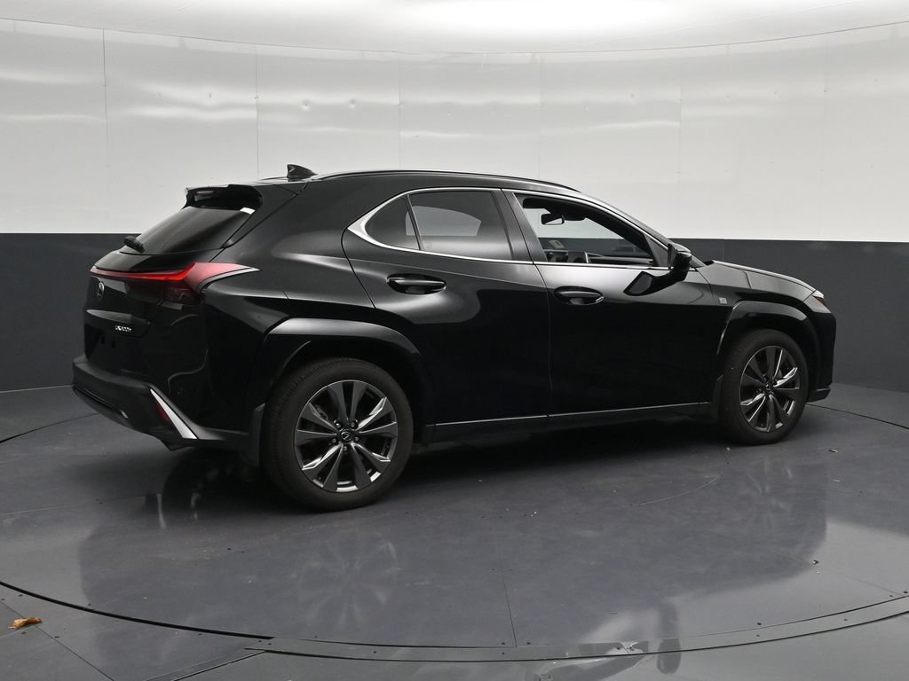 Used 2025 Lexus UX 300h FWD image 3