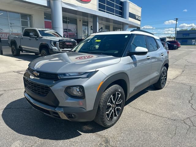 Used 2023 Chevrolet TrailBlazer ACTIV w/ Convenience Package AWD/4WD image 11