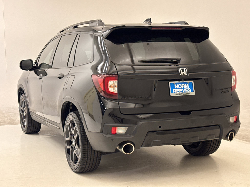 Certified 2024 Honda Passport Black Edition image 7