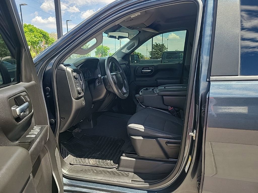 Used 2019 Chevrolet Silverado 1500 Custom Trail Boss w/ Custom Convenience Package AWD/4WD image 10