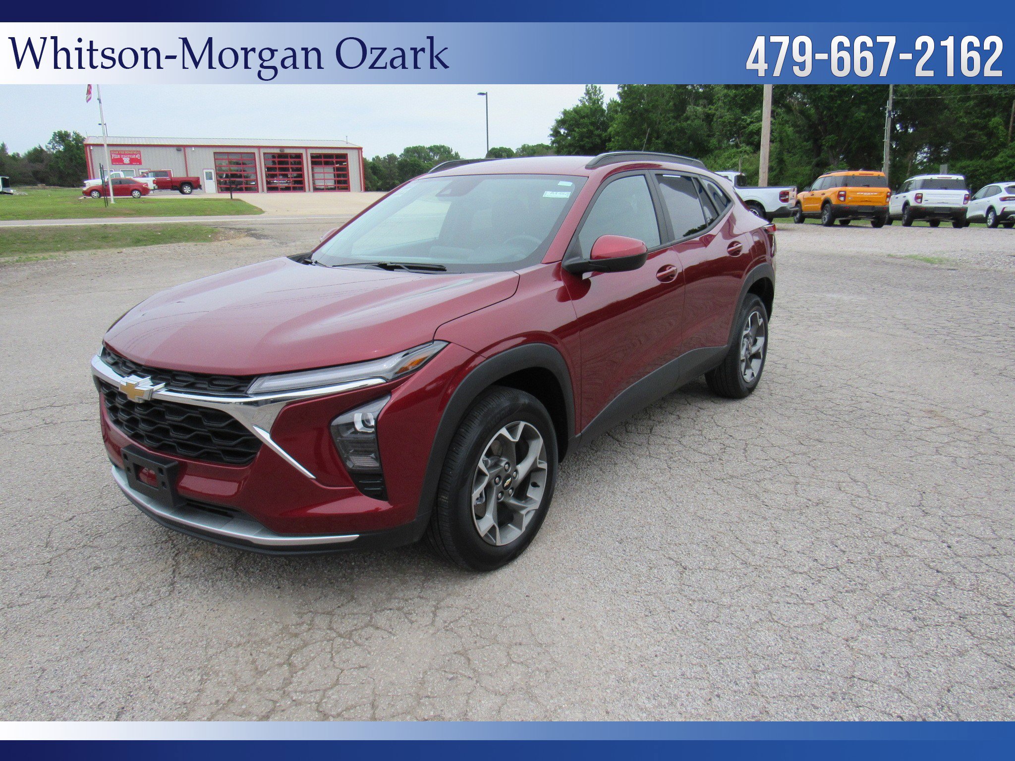 Used 2024 Chevrolet Trax LT w/ Driver Confidence Package FWD image 4