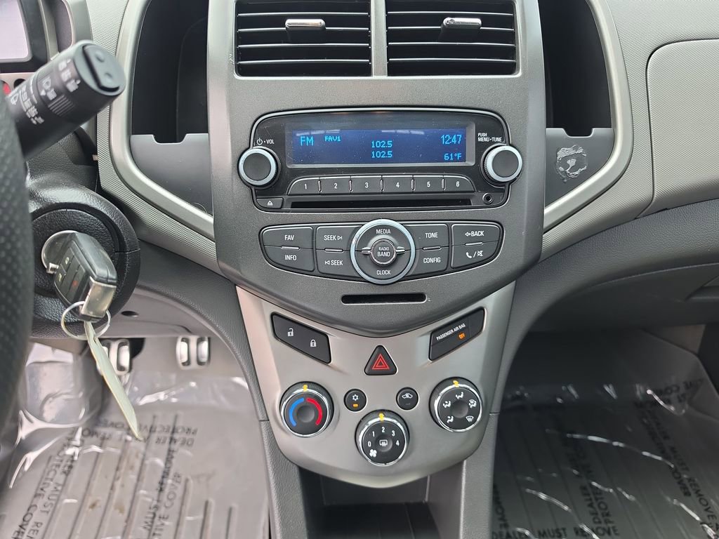 Used 2015 Chevrolet Sonic LT w/ Fun and Sun Package image 14