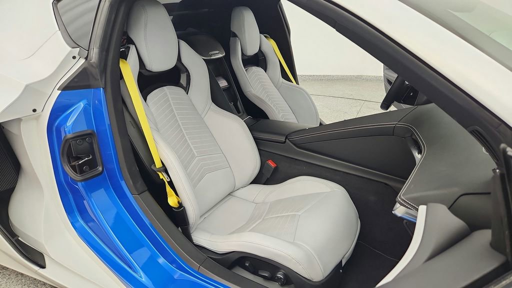 Used 2025 Chevrolet Corvette Z06 w/ Battery Protection Package RWD image 30