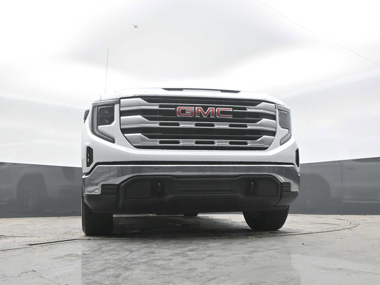 New 2026 GMC Sierra 1500 SLE w/ Preferred Package AWD/4WD image 42