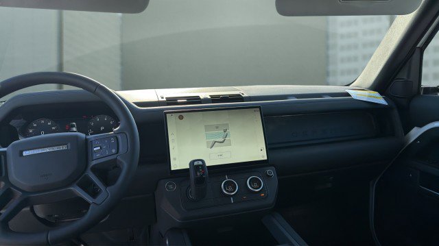 New 2026 Land Rover Defender 110 S image 20