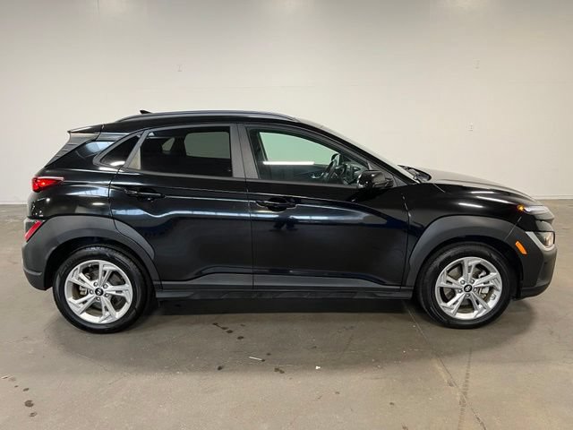 Used 2022 Hyundai Kona SEL w/ Convenience Package AWD/4WD image 2