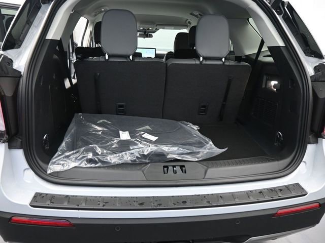 New 2026 Ford Explorer Active w/ Active Comfort Package image 8