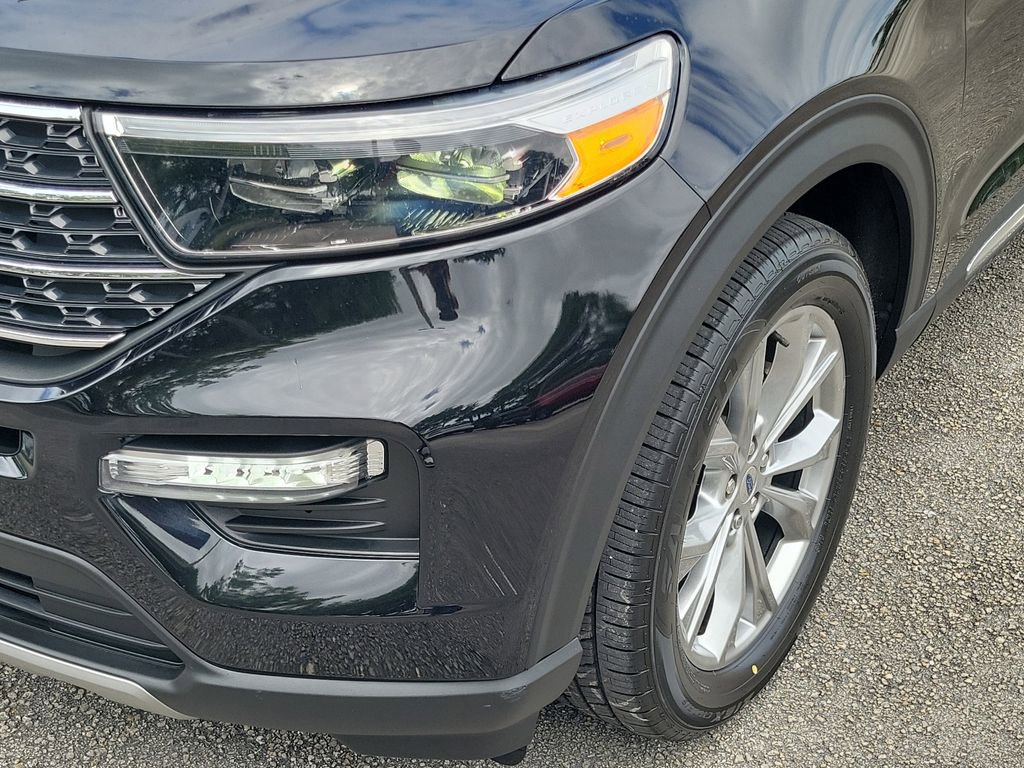 Certified 2023 Ford Explorer XLT w/ Equipment Group 202A image 9