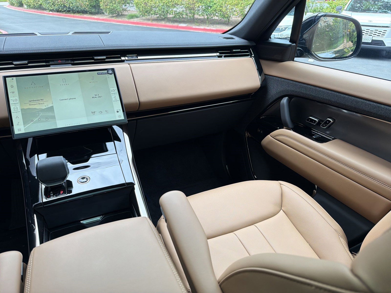 New 2026 Land Rover Range Rover Sport SE AWD/4WD image 29
