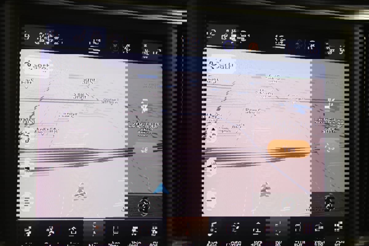 Used 2022 Maserati Levante Modena image 10