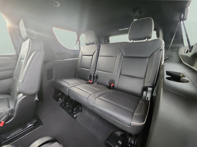 Certified 2023 Chevrolet Suburban Premier image 18