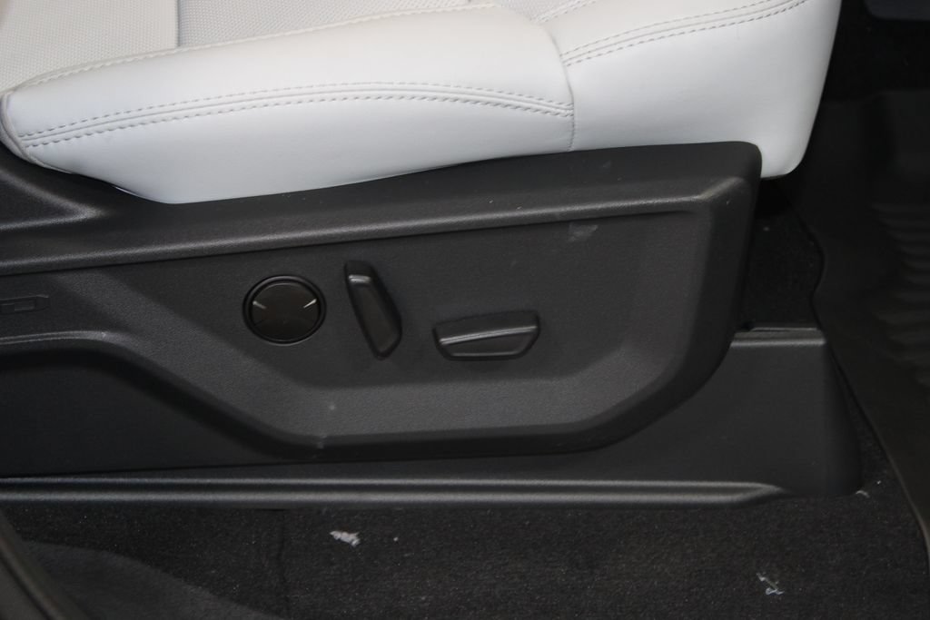 New 2027 Ford Expedition Platinum RWD image 28