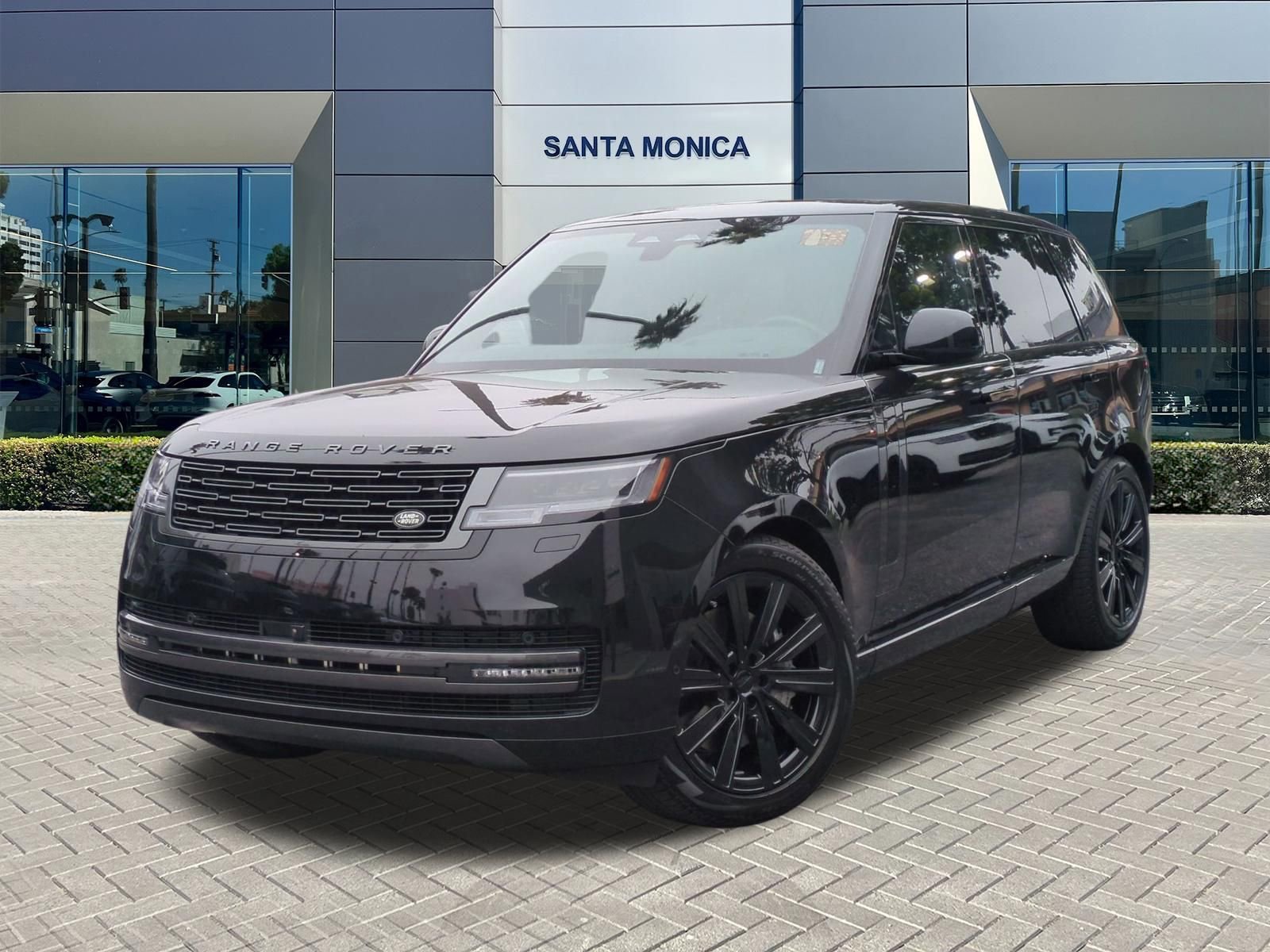 New 2026 Land Rover Range Rover SE AWD/4WD image 1