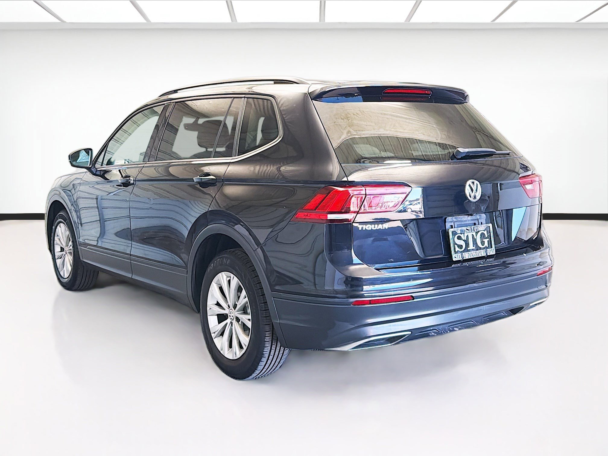 Used 2019 Volkswagen Tiguan S image 6