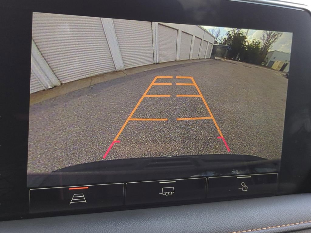 Used 2024 GMC Yukon AT4 w/ Max Trailering Package image 17