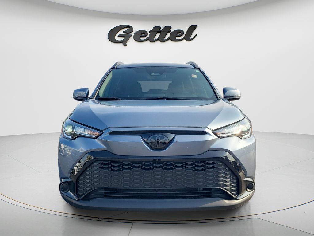 Used 2024 Toyota Corolla Cross AWD Hybrid image 2