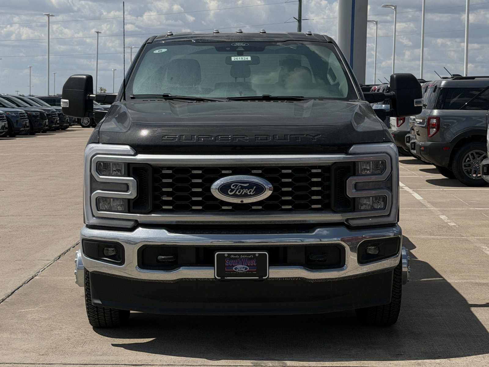 New 2026 Ford F350 XLT w/ XLT Premium Package AWD/4WD image 6