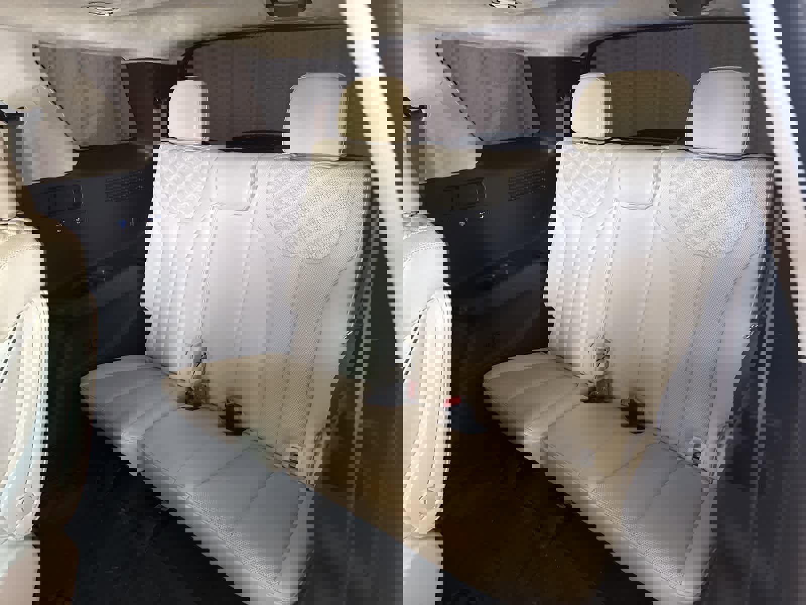 Used 2021 Hyundai Palisade Calligraphy image 18