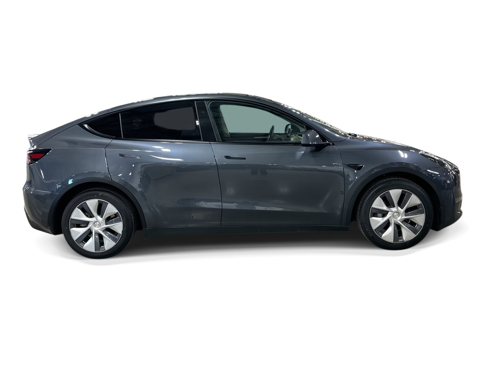Certified 2023 Tesla Model Y Long Range AWD/4WD image 7