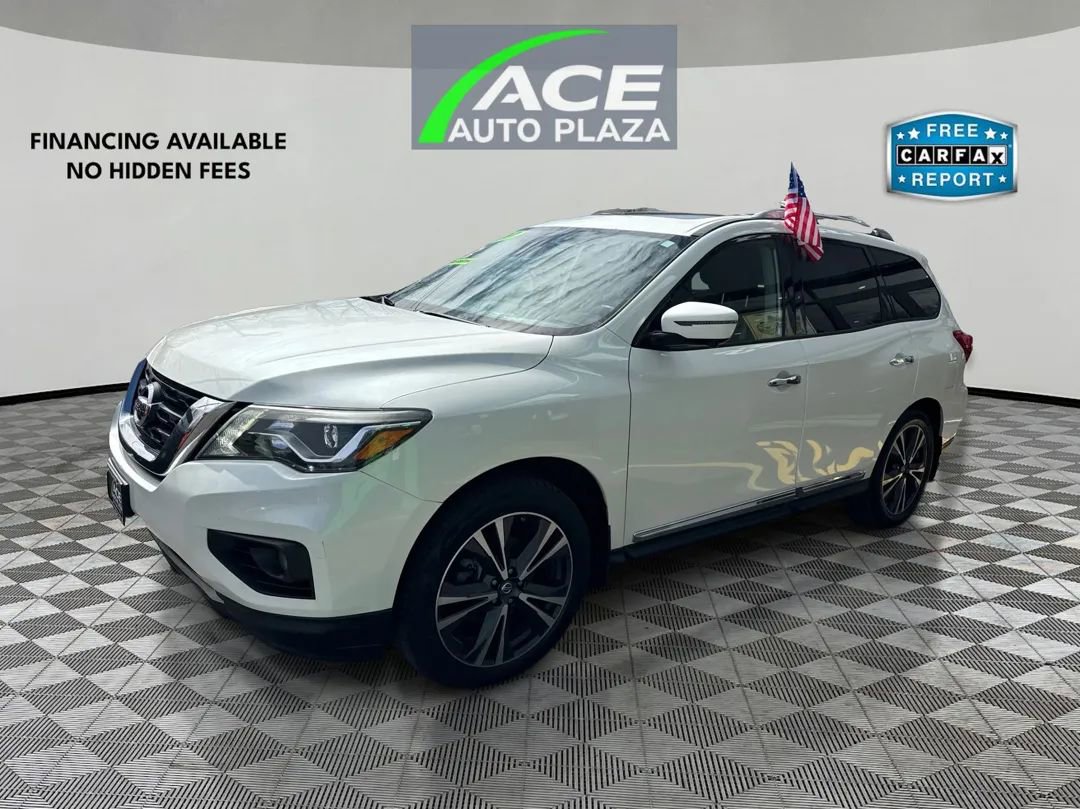 Used 2017 Nissan Pathfinder Platinum w/ Cargo Package image 2