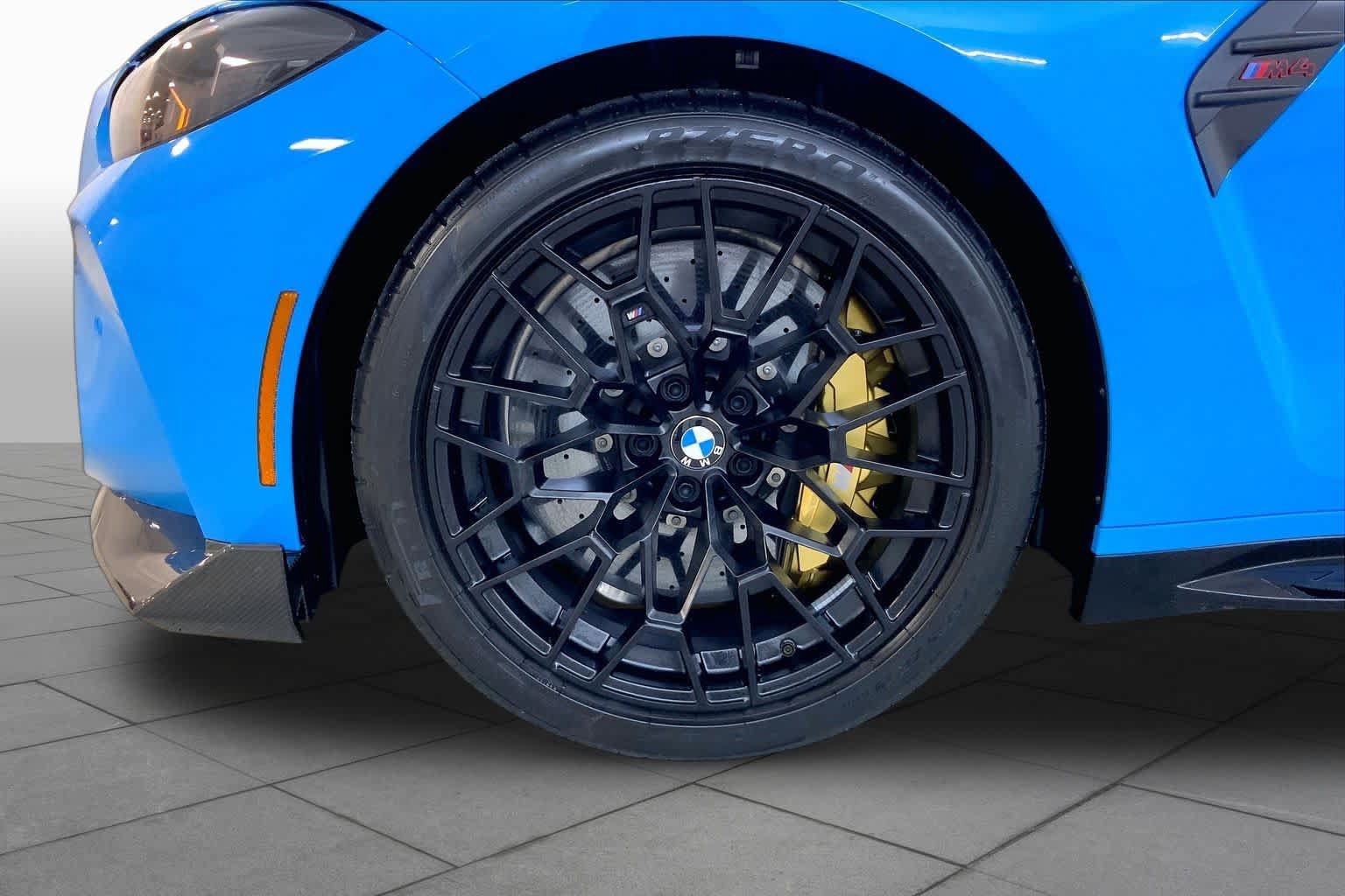 Used 2025 BMW M4 CS AWD/4WD image 9