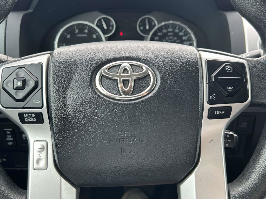 Used 2017 Toyota Tundra SR5 w/ SR5 Upgrade Package AWD/4WD image 26