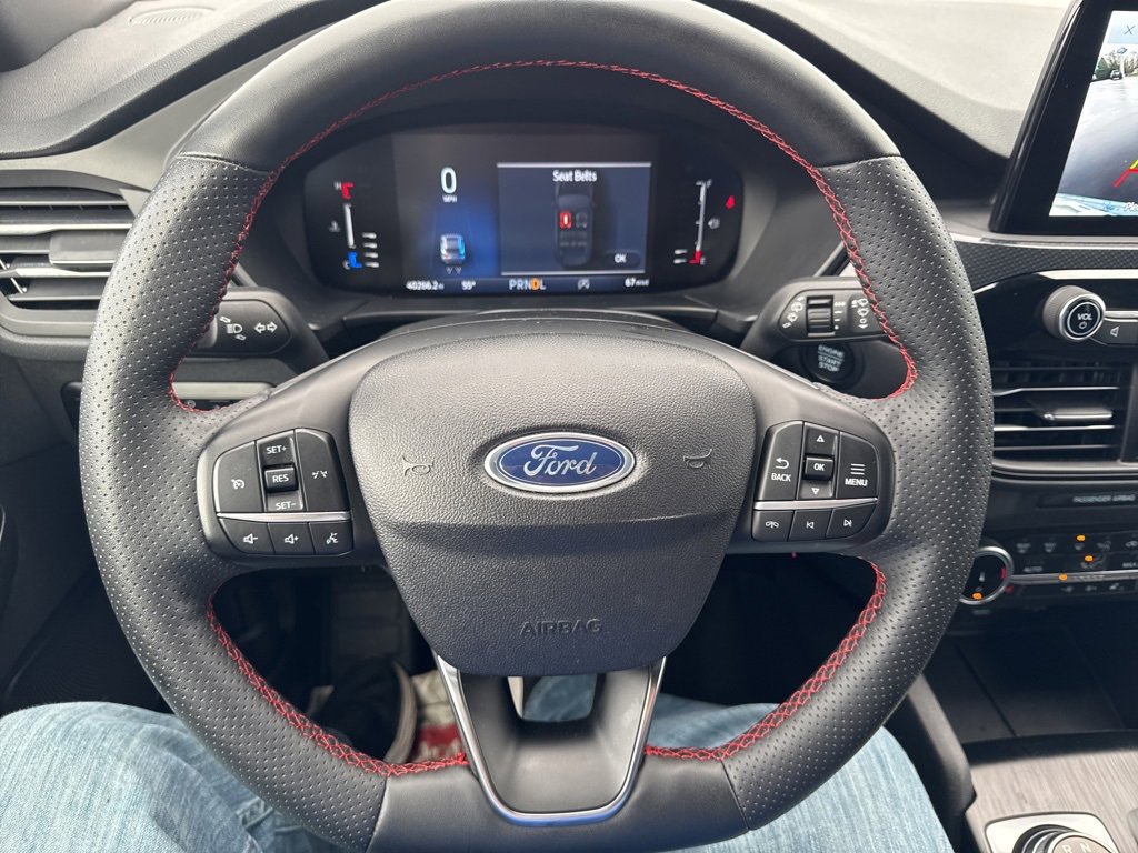 Used 2023 Ford Escape ST-Line image 23