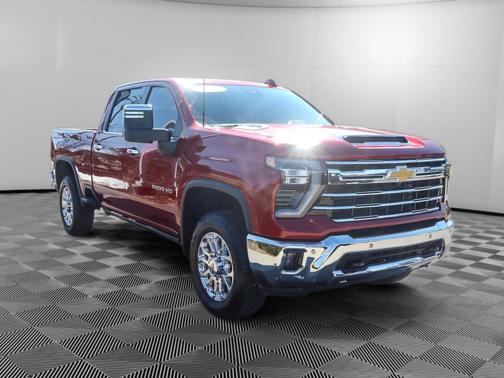Used 2025 Chevrolet Silverado 2500 LTZ w/ LTZ Premium Package image 8