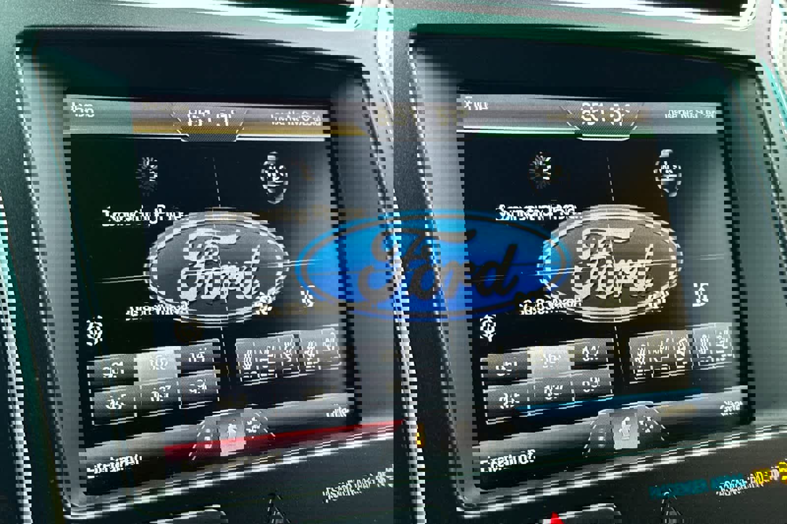 Used 2016 Ford Explorer Limited image 19