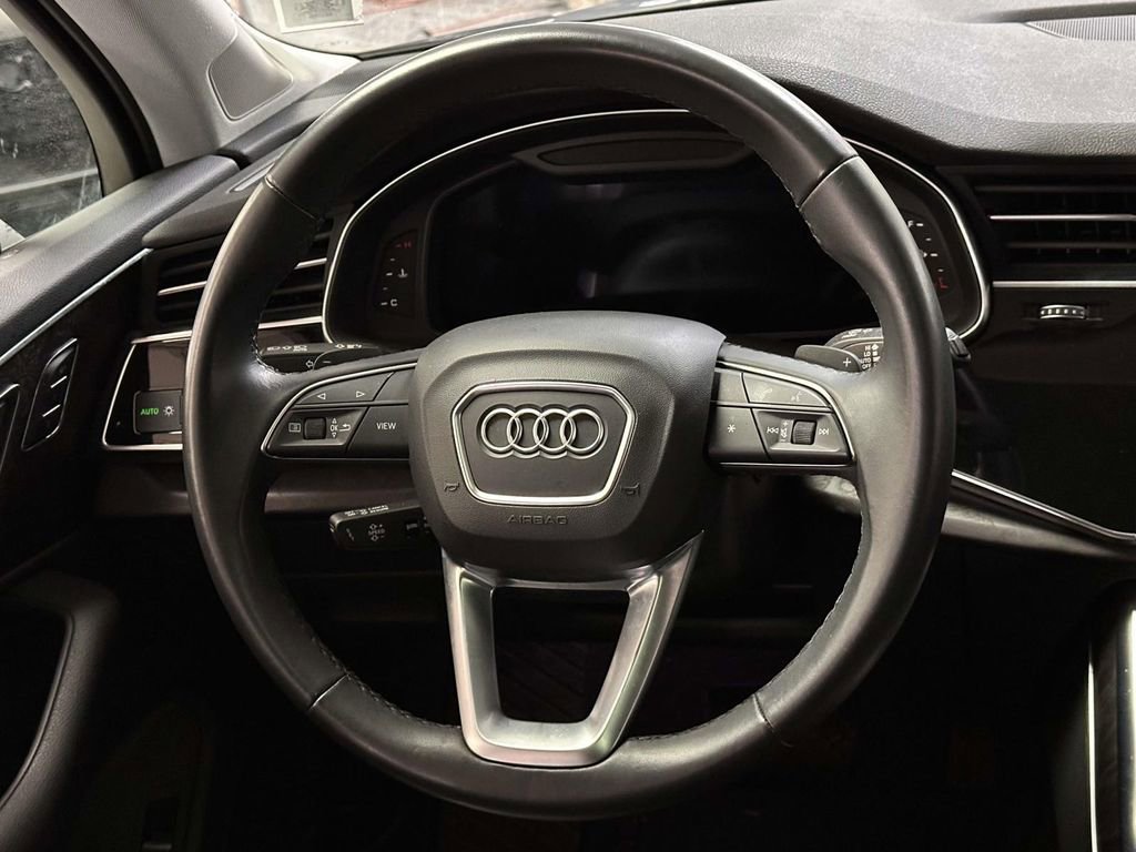 Used 2022 Audi Q7 3.0T Premium Plus w/ Premium Plus Package image 21