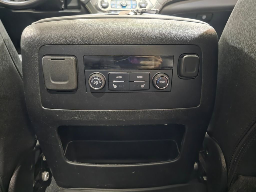 Used 2020 GMC Yukon SLT image 20