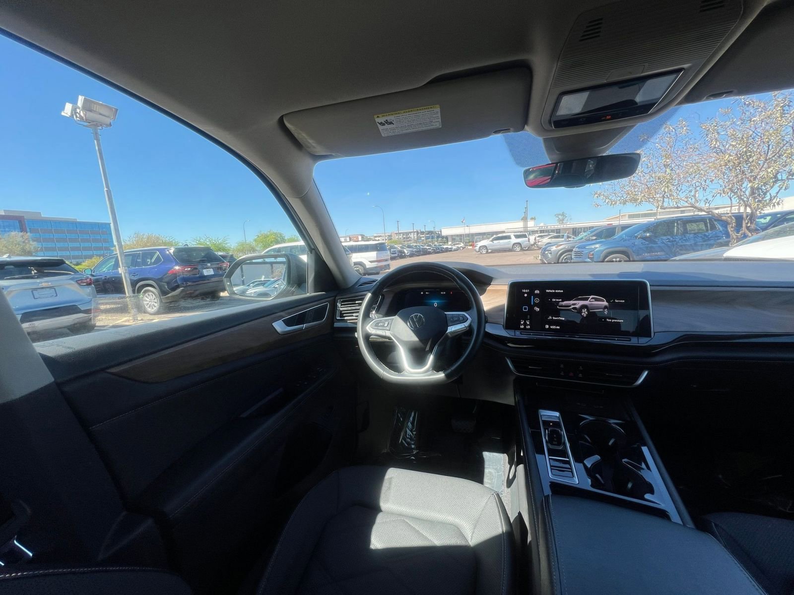 Used 2025 Volkswagen Atlas SE AWD/4WD image 36