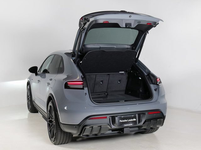 New 2026 Porsche Macan GTS Electric AWD/4WD image 33