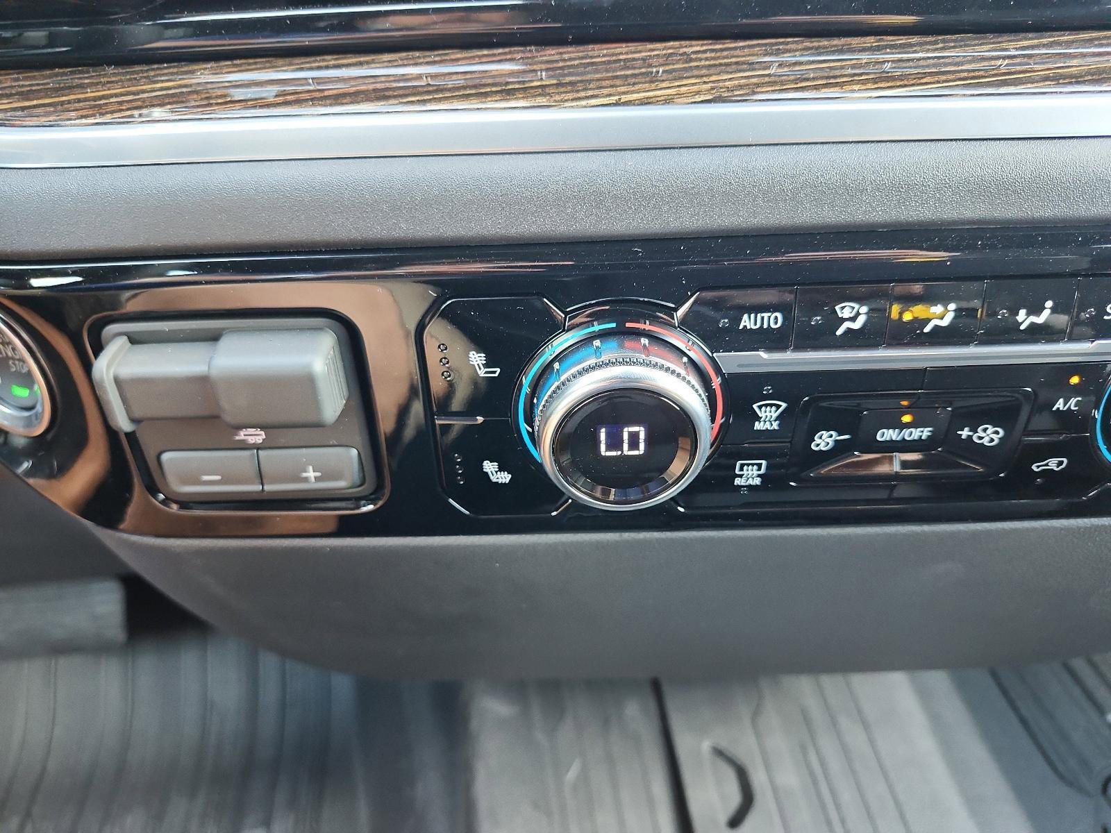 New 2026 GMC Sierra 1500 Elevation image 16