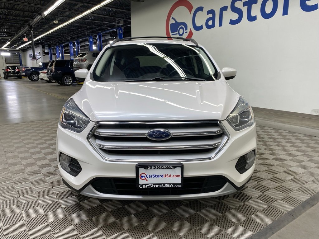 Used 2019 Ford Escape SEL image 4