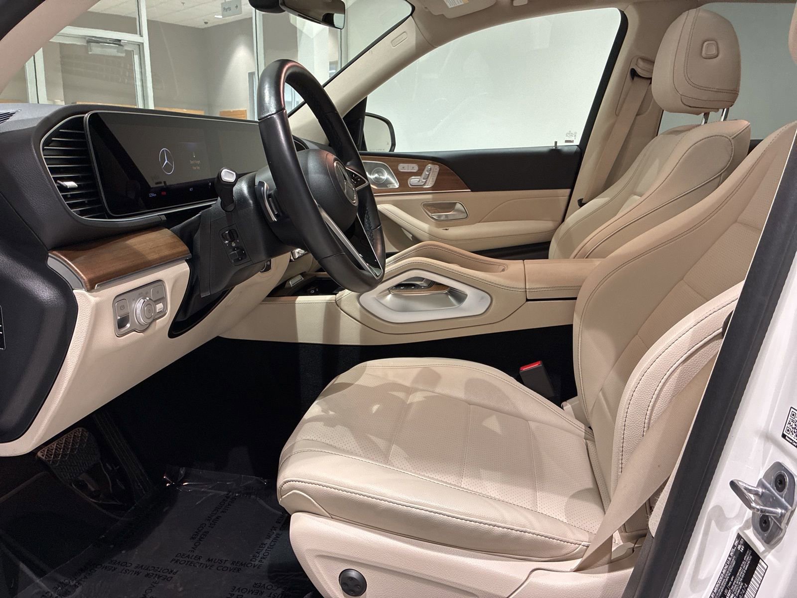 Used 2024 Mercedes-Benz GLE 350 4MATIC image 9