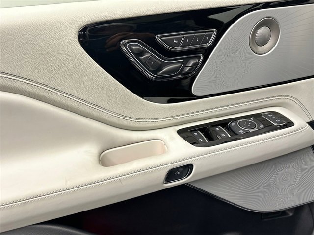 New 2026 Lincoln Aviator Black Label w/ Dynamic Handling Package image 38