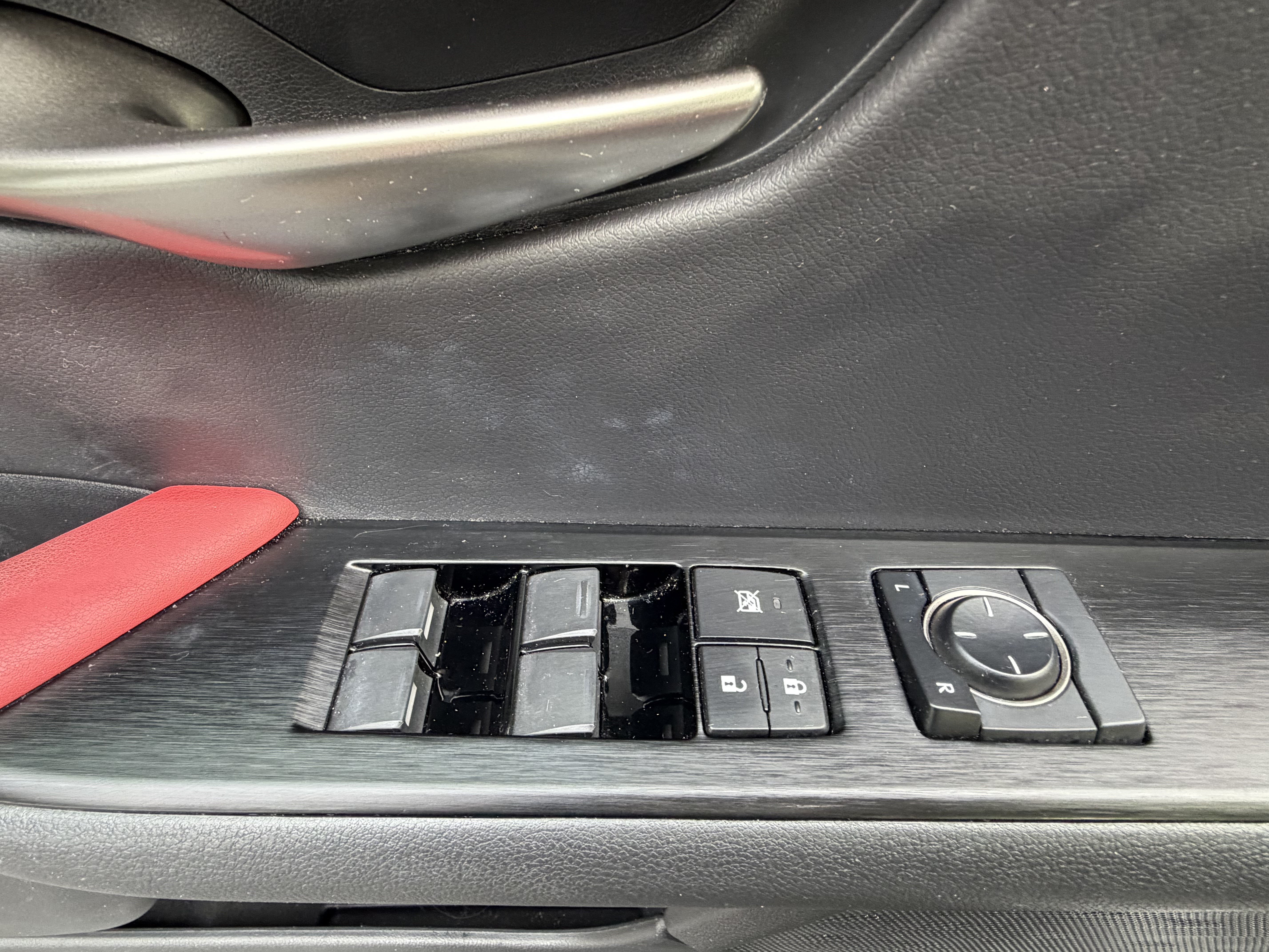 Used 2019 Lexus UX 250h F Sport w/ F Sport Premium Package AWD/4WD image 14