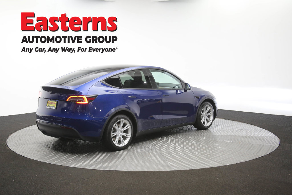 Used 2021 Tesla Model Y Long Range AWD/4WD image 39