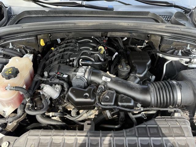 Used 2021 Jeep Grand Cherokee L Laredo AWD/4WD image 33