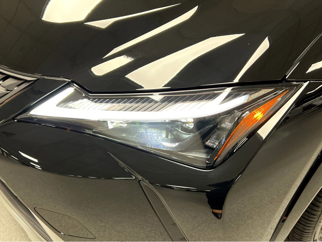 New 2025 Lexus UX 300h AWD image 36