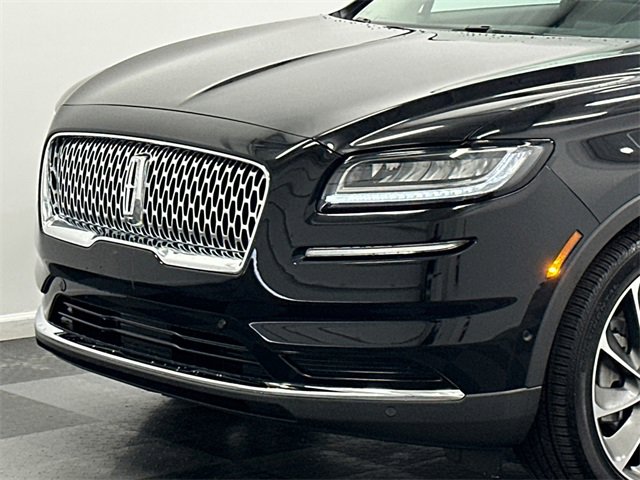 Used 2023 Lincoln Nautilus Reserve w/ Equipment Group 201A image 2