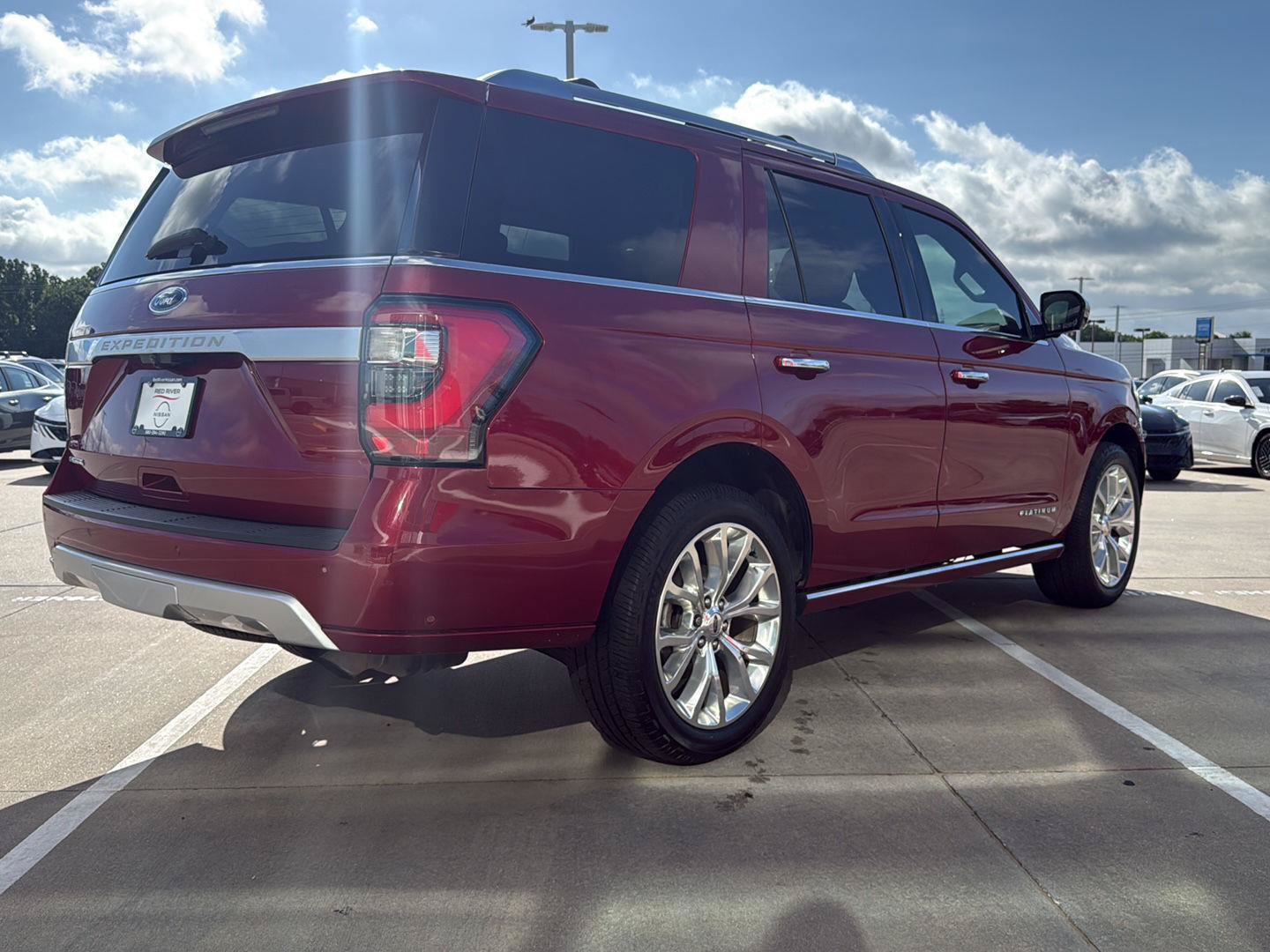 Used 2019 Ford Expedition Platinum RWD image 8