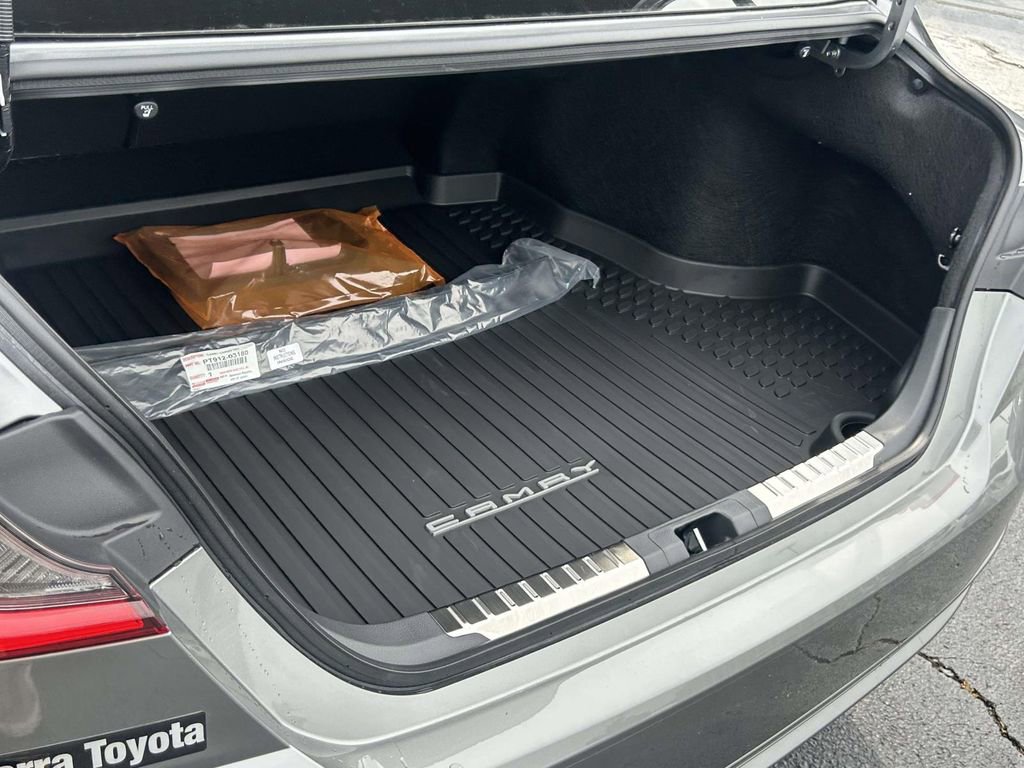 New 2026 Toyota Camry XSE FWD image 12
