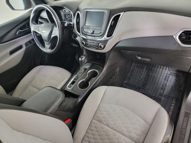 Used 2018 Chevrolet Equinox LT FWD image 19